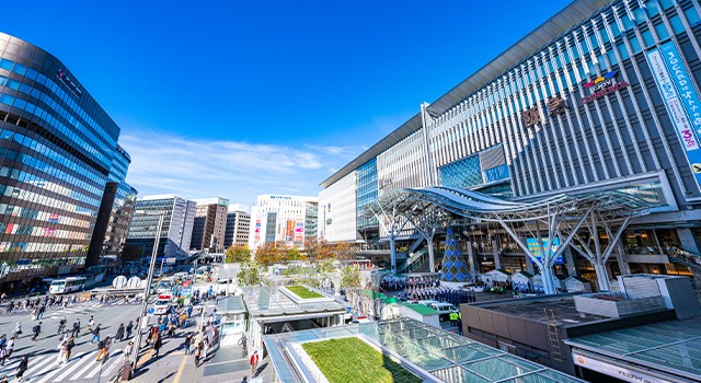 博多駅前の風景